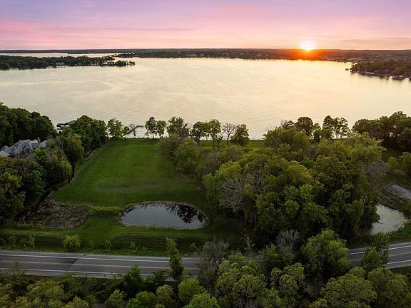 5th image of Bushaway Rd