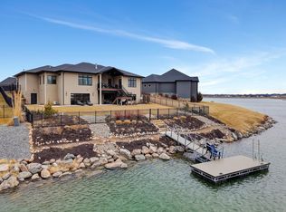 10021 Blue Water Bay, Lincoln, NE 68527