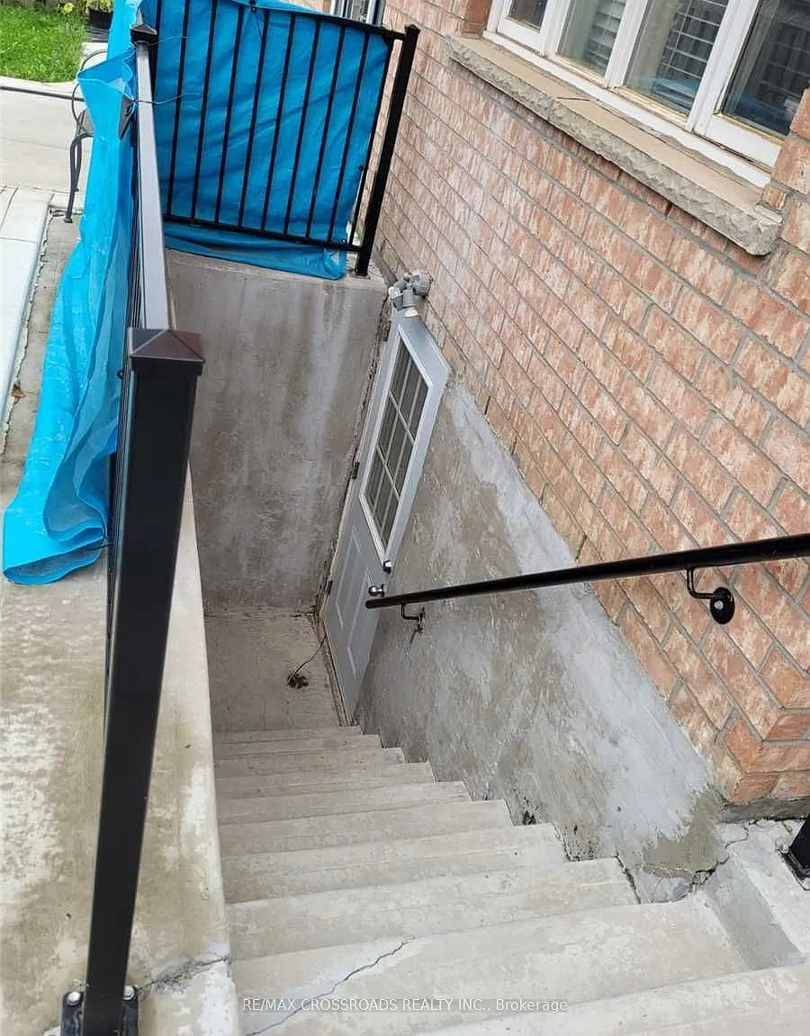 2 bed, $2,250 — Photo 1
