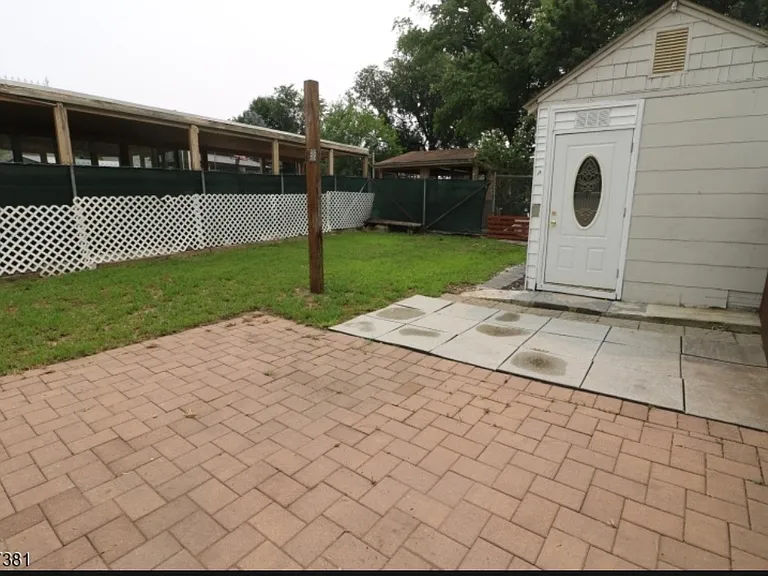 76 Clinton St — Photo 7
