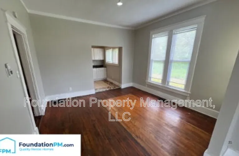 701 E Alston Ave — Photo 6