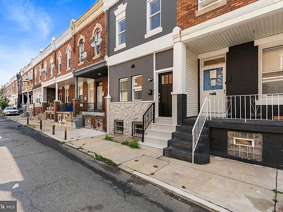 2nd image of 2131 S Alden St