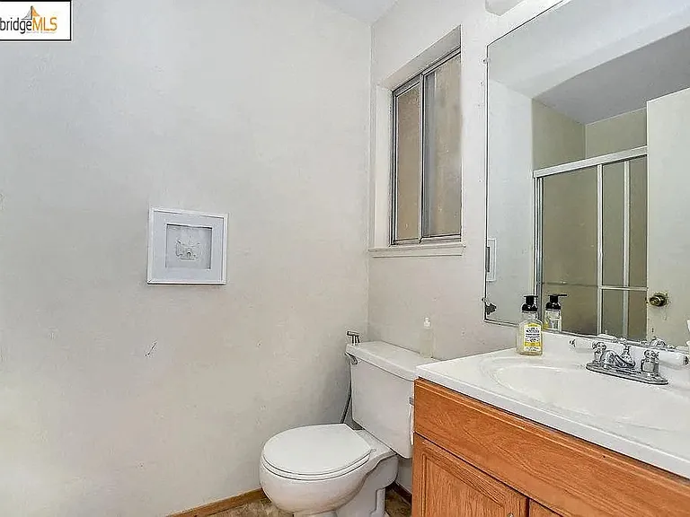 456 Lancaster Ln — Photo 23