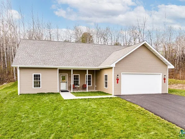 915 N Basswood Ave, Duluth, MN 55811