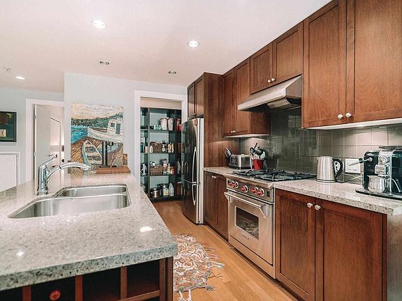5th image of 1477 W 15th Ave #312