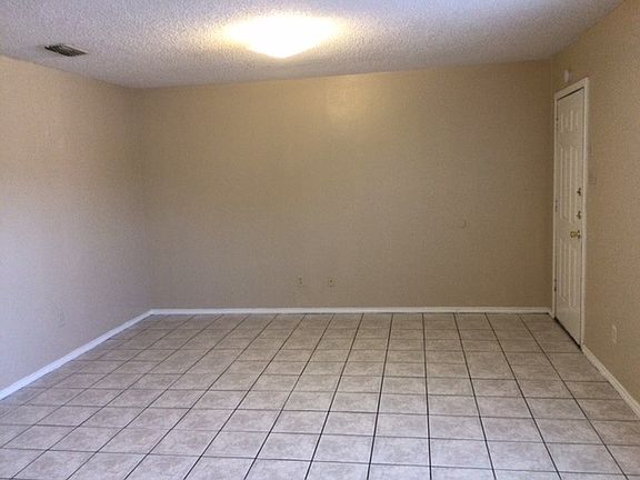 5th image of 1502 E San Pedro St #10