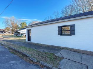 612 N Atlanta Ave #B, Sheffield, AL 35660