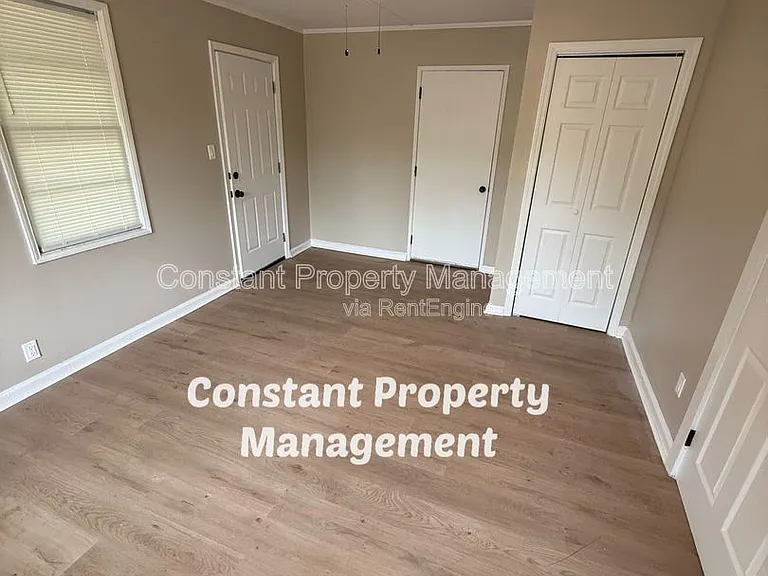 4233 Elkan Ave — Photo 11