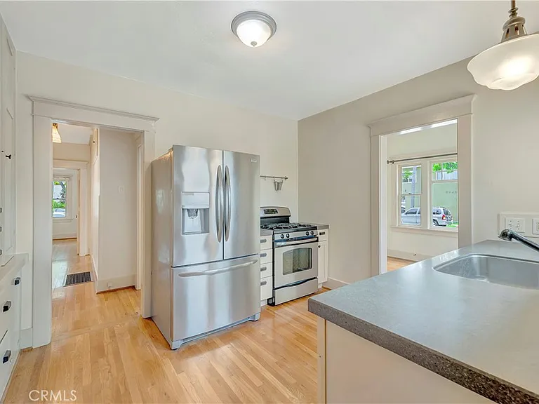 351 Newport Ave — Photo 20