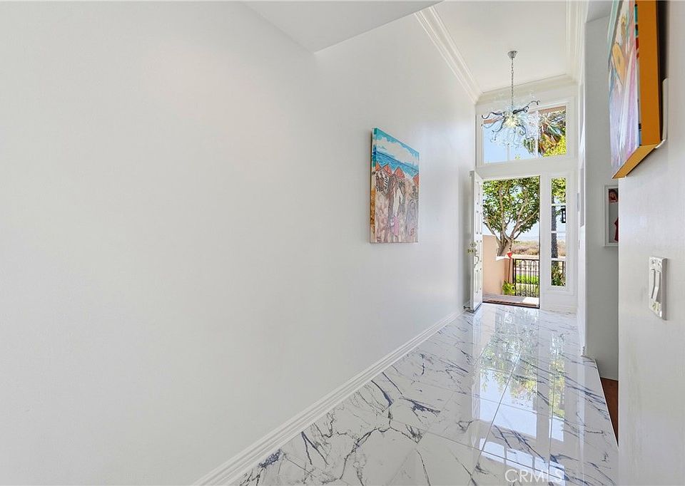ガーデンドア3 ベーコーになります 19225 Seabrook Ln, Huntington Beach, CA 92648