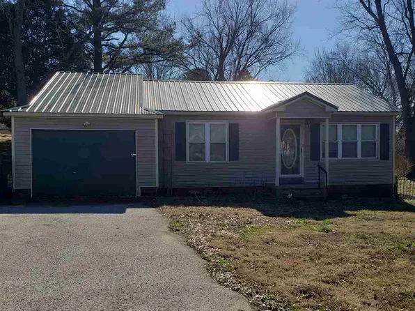 1720 Main St, Atwood, TN 38220