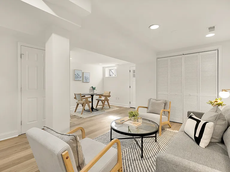 807 Jefferson St NW #1 — Photo 7