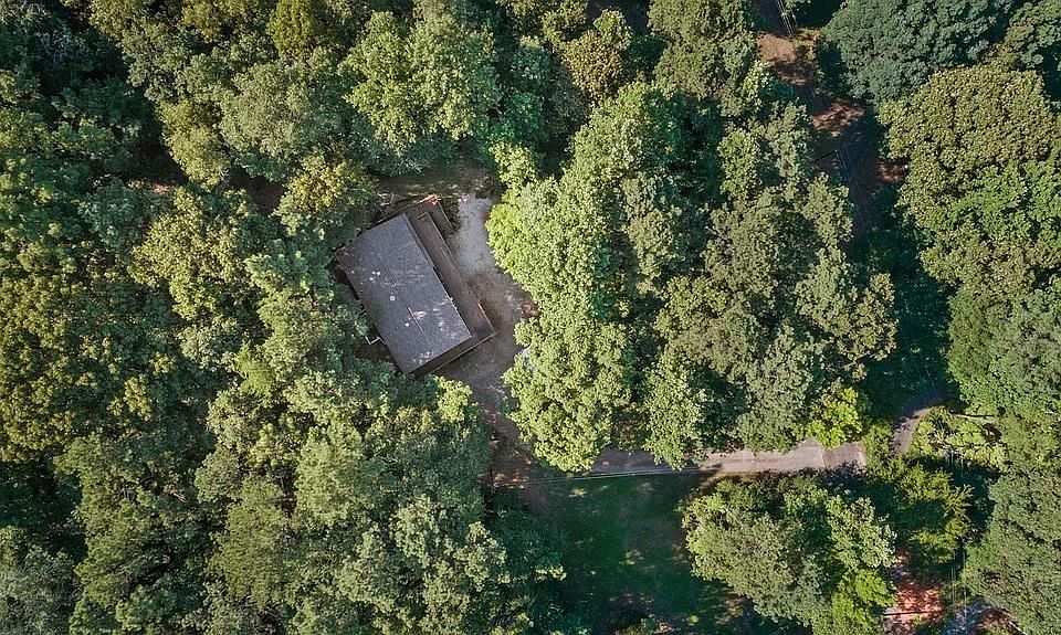 1st image of 233 Tomahawk Dr