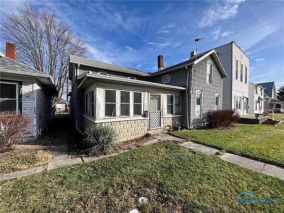 3rd image of 420 W Main St #424