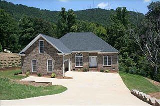 5th image of 1 Belle Terre Ct
