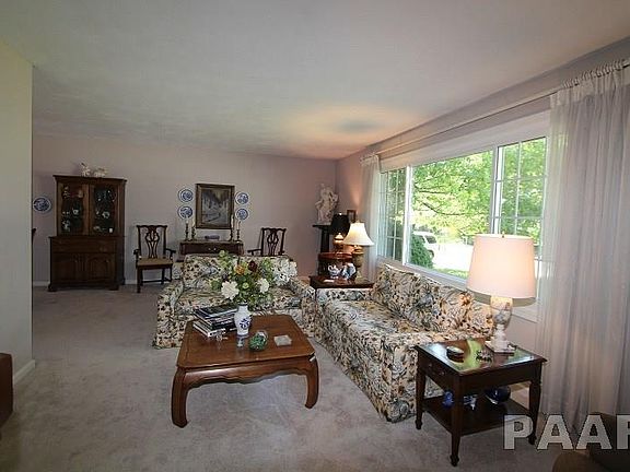 3rd image of 12134 N Whispering Woods Dr