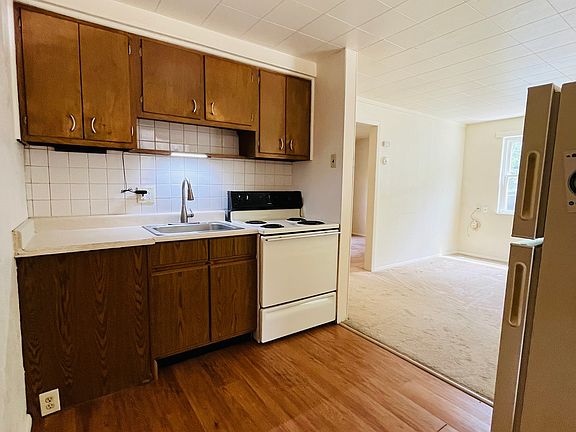 2nd image of 4596-4598 Hamilton Ave #2