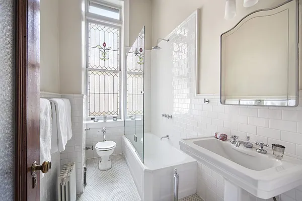 Sold by Stribling | media 9