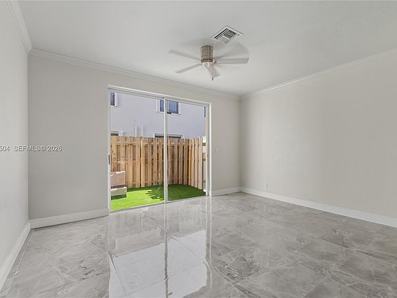 4th image of 810 NE 212th Ter APT 5