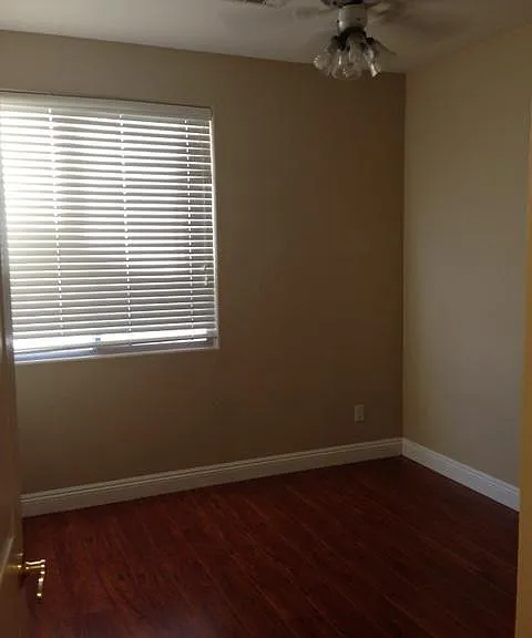 265 Paloma Vista St — Photo 9