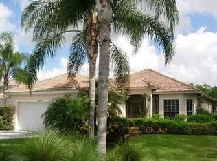 6518 Waverly Green Way, Naples, FL 34110