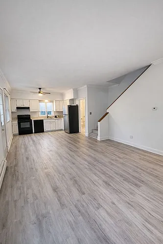143 High St Photo 1
