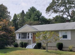 4 Dawley St, Coventry, RI 02816