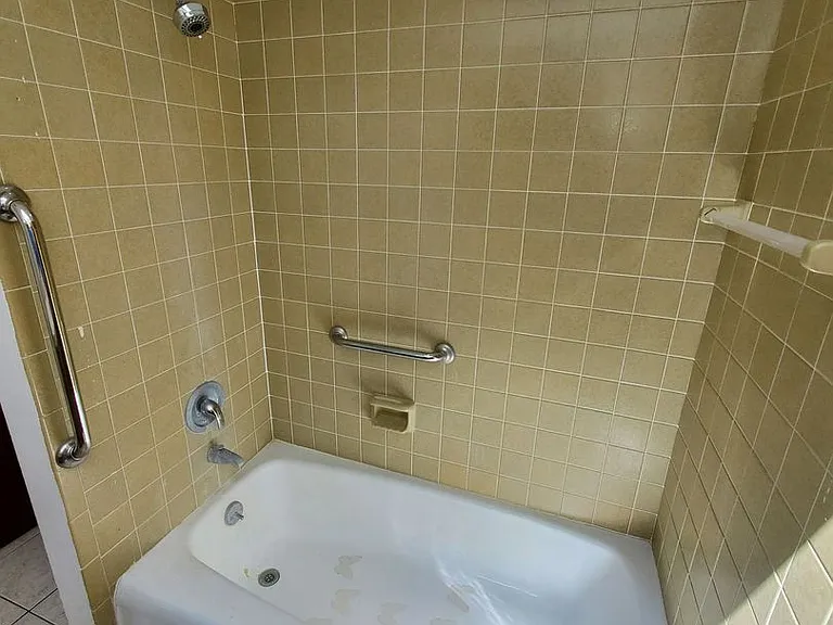 N55W21387 Logan Dr — Photo 14