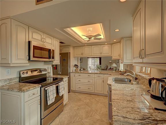 4th image of 4511 Bay Beach Ln APT 211