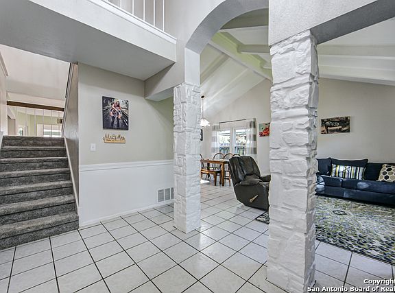 4th image of 3306 Sackville Dr