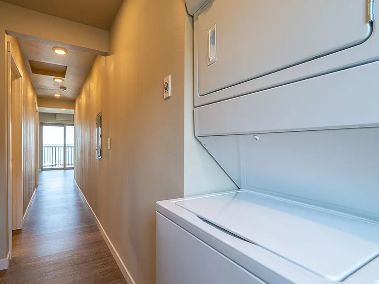 519 N Forest St — Photo 25