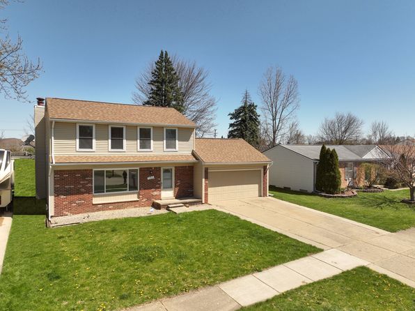 15865 Thunder Ridge Ct, Clinton Township, MI 48038