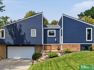 11248 Taylor St, Omaha, NE 68164