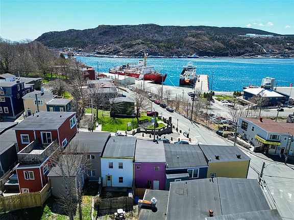 4th image of 5 Signal Hill Road