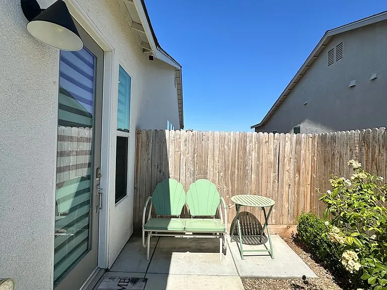 3803 N Santa Fe St — Photo 5