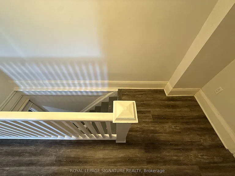 81 Coulter Ave — Photo 7