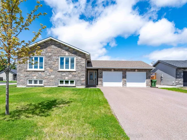 3 Nile St, Petawawa, ON K8H 0E8