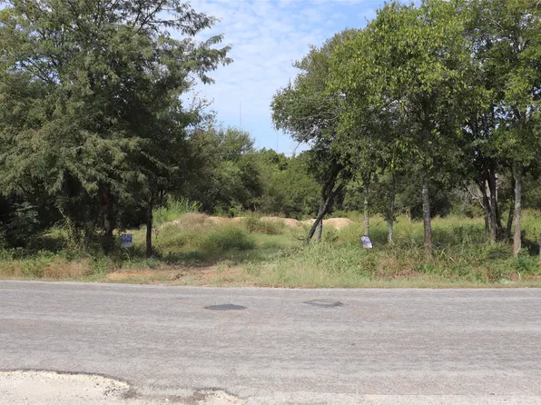 3014 S Nolan River Rd, Cleburne, TX 76033