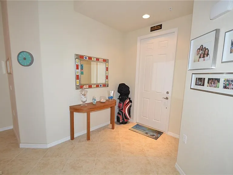 10572 Smokehouse Bay Dr #101 — Photo 3
