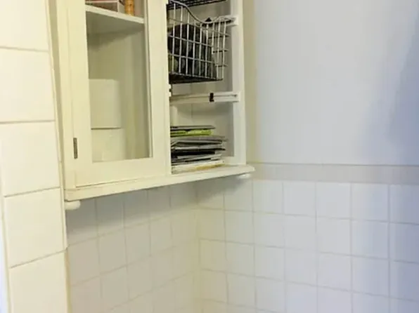 103 Havemeyer Street image 9 of 13