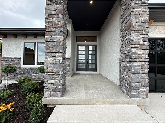 4th image of 8910 Ginger St