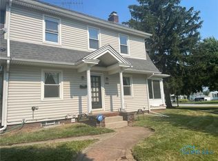 1838 Glenross Blvd, Oregon, OH 43616