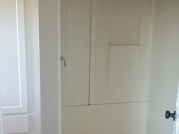 5th image of 5623 W Allerton Ave