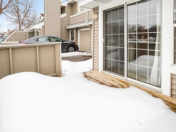 5th image of 2065 Shenandoah Ct N #C