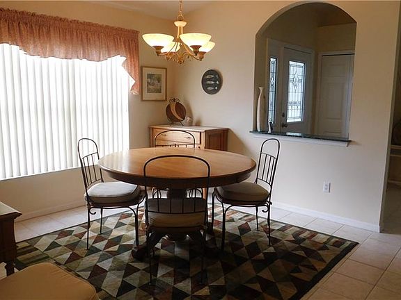 4th image of 25316 River Crest Dr