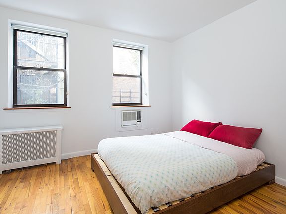 2nd image of 226 E 95th St APT 206