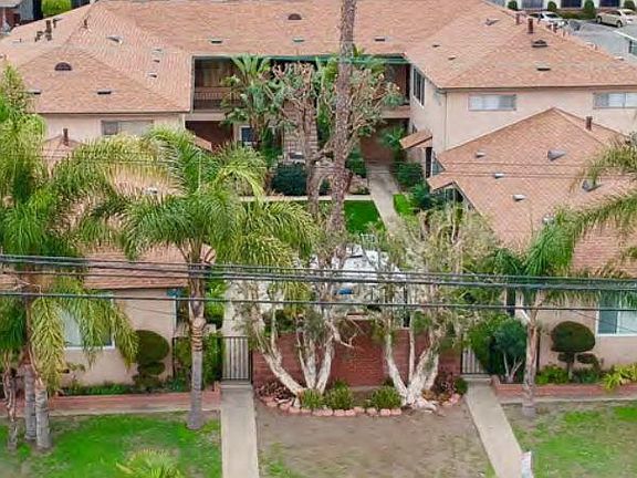 2nd image of 15530 S Normandie Ave APT H