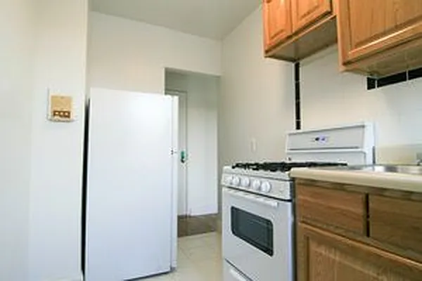 Rented by Horowitz Real Estate | media 22
