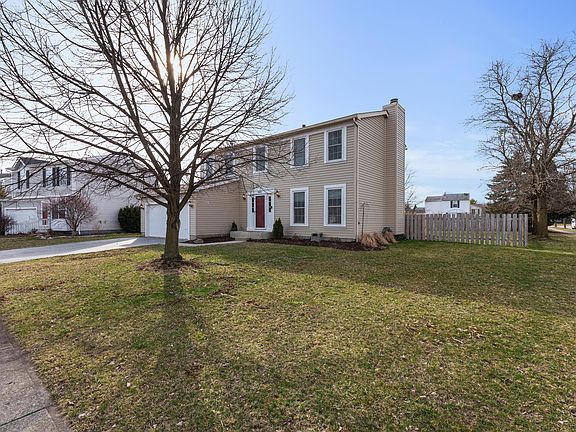 2nd image of 5283 Aurora Dr