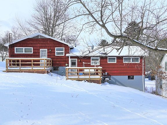 3rd image of 73 Grasmere Ave